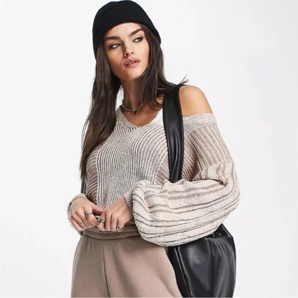 Free People When It Rains Sweater NWT - Picture 4 of 16